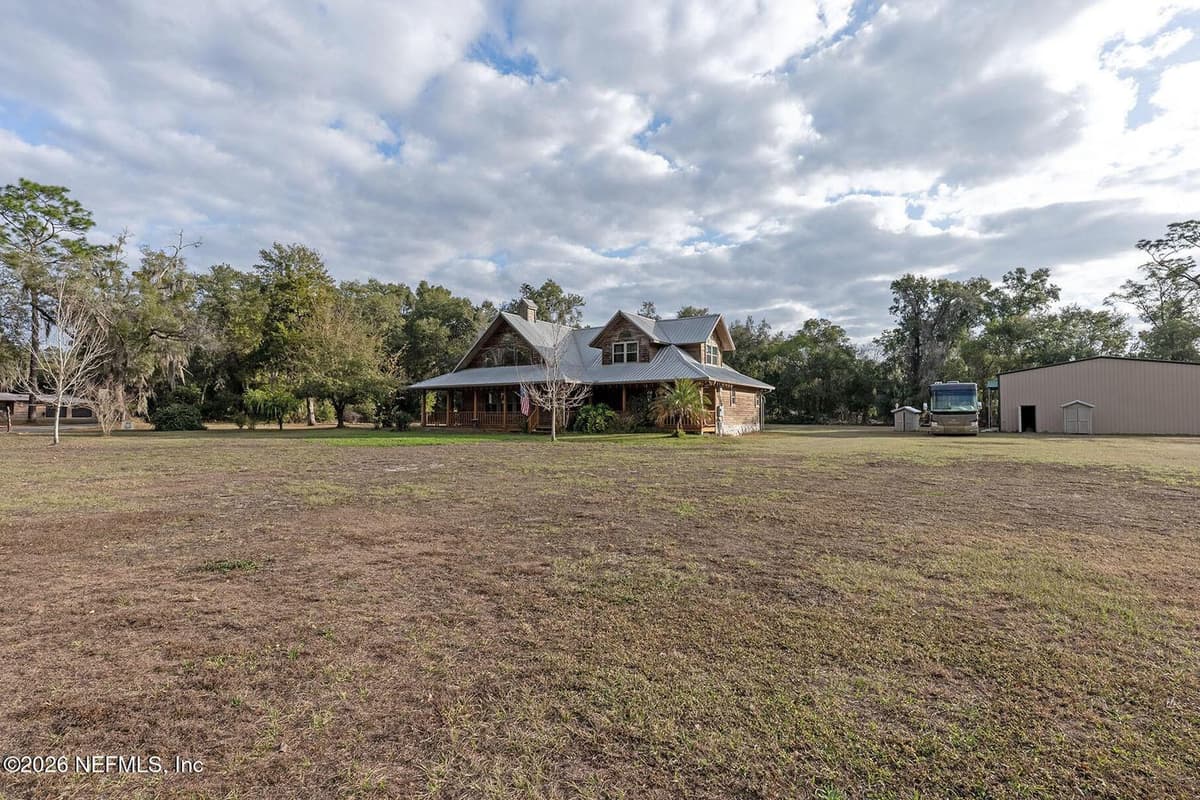 218 SLAUGHTER Road, Palatka, FL 32177 3