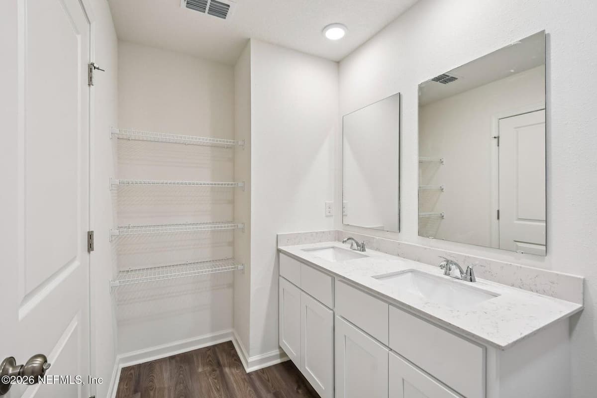3555 MILDRED Way, Jacksonville, FL 32254 3