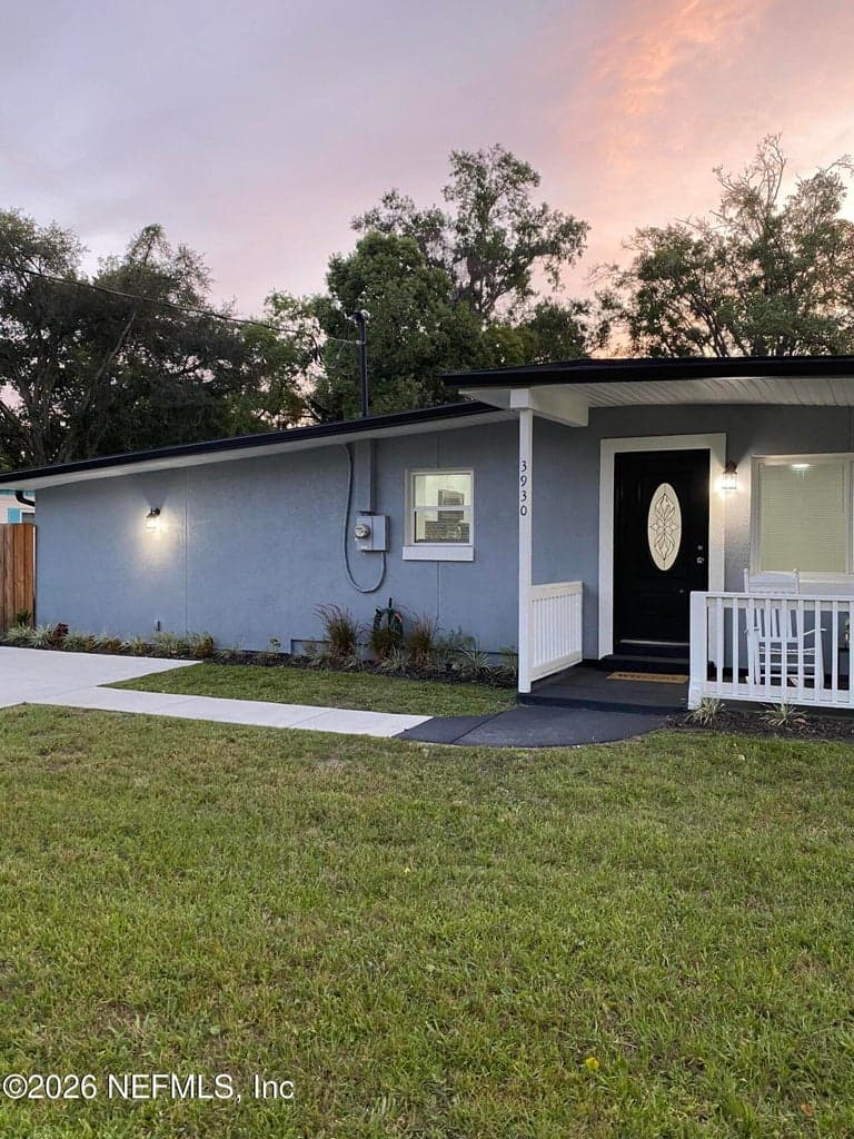 3930 COBALT Avenue E, Jacksonville, FL 32210 2