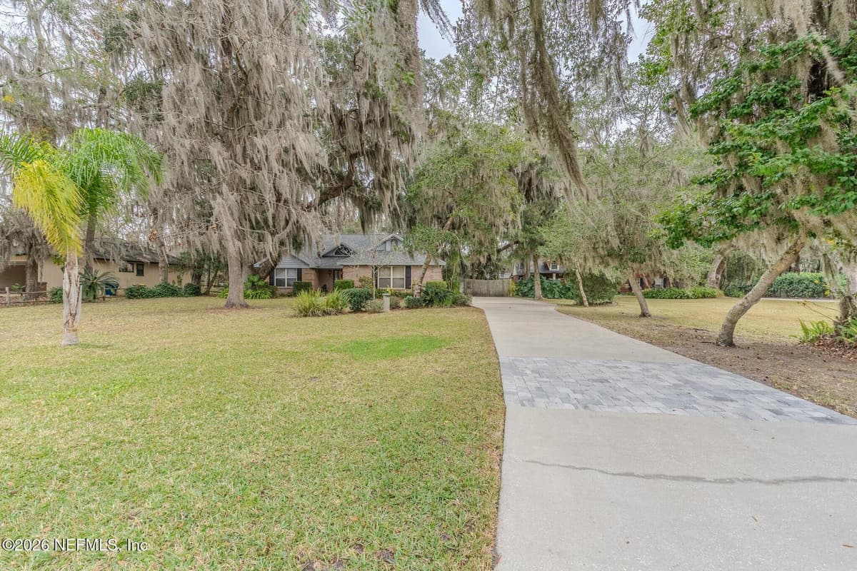 15221 LANDMARK Circle N, Jacksonville, FL 32226 2