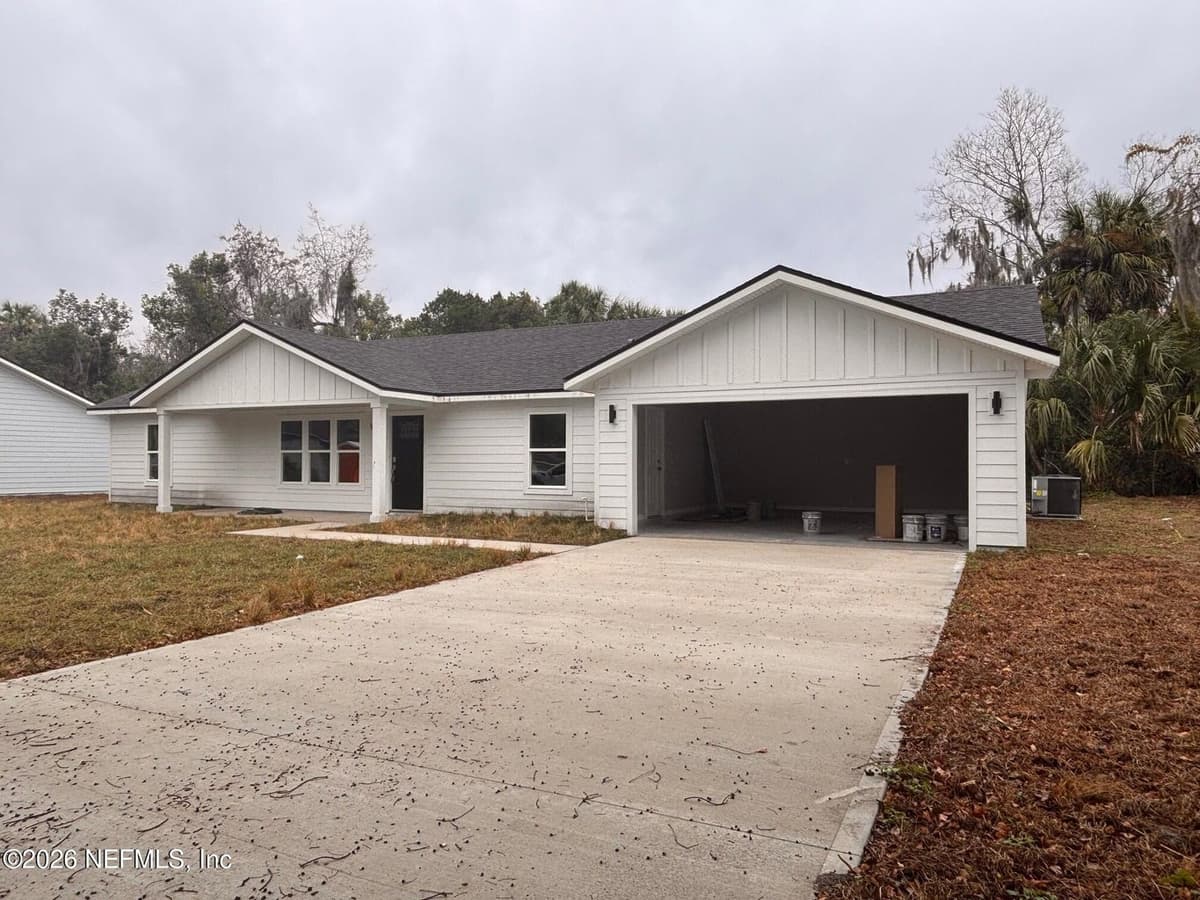 101 YAWN Avenue, Interlachen, FL 32148, Interlachen, FL - photo 2