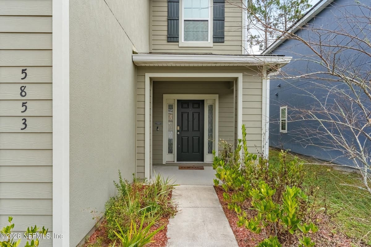 5853 CALVARY Drive, Jacksonville, FL 32244 2