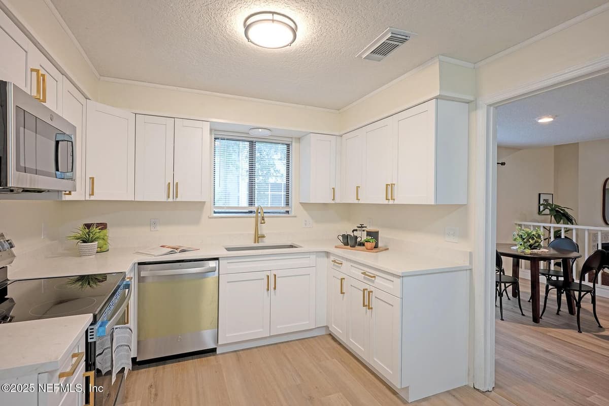1901 WOOD HILL Place 1901, Jacksonville, FL 32256 3