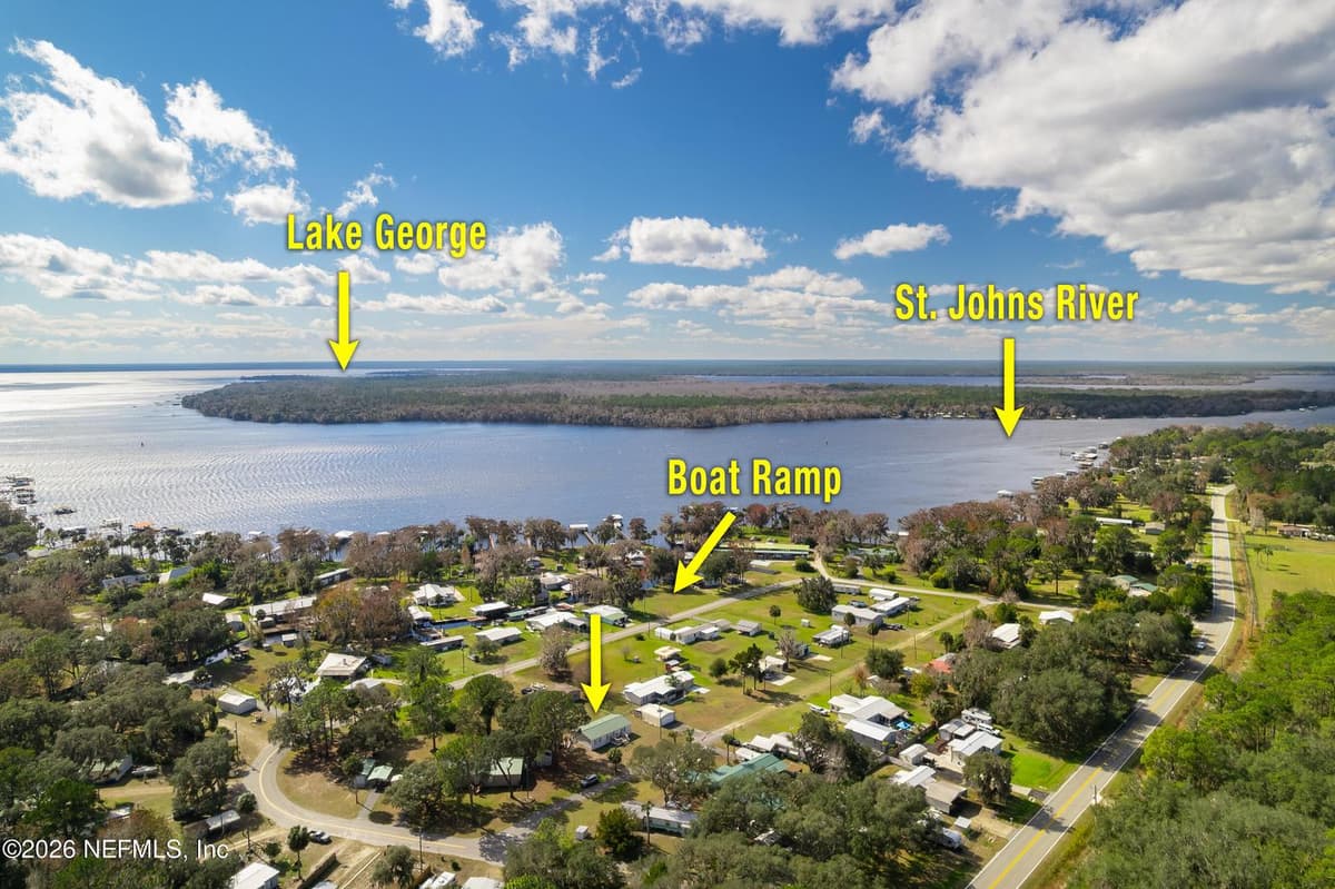 117 LAKE VIEW Avenue, Georgetown, FL 32139 2