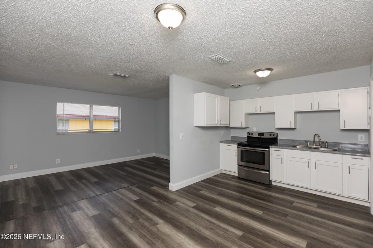 2255 W 13TH Street, Jacksonville, FL 32209 2