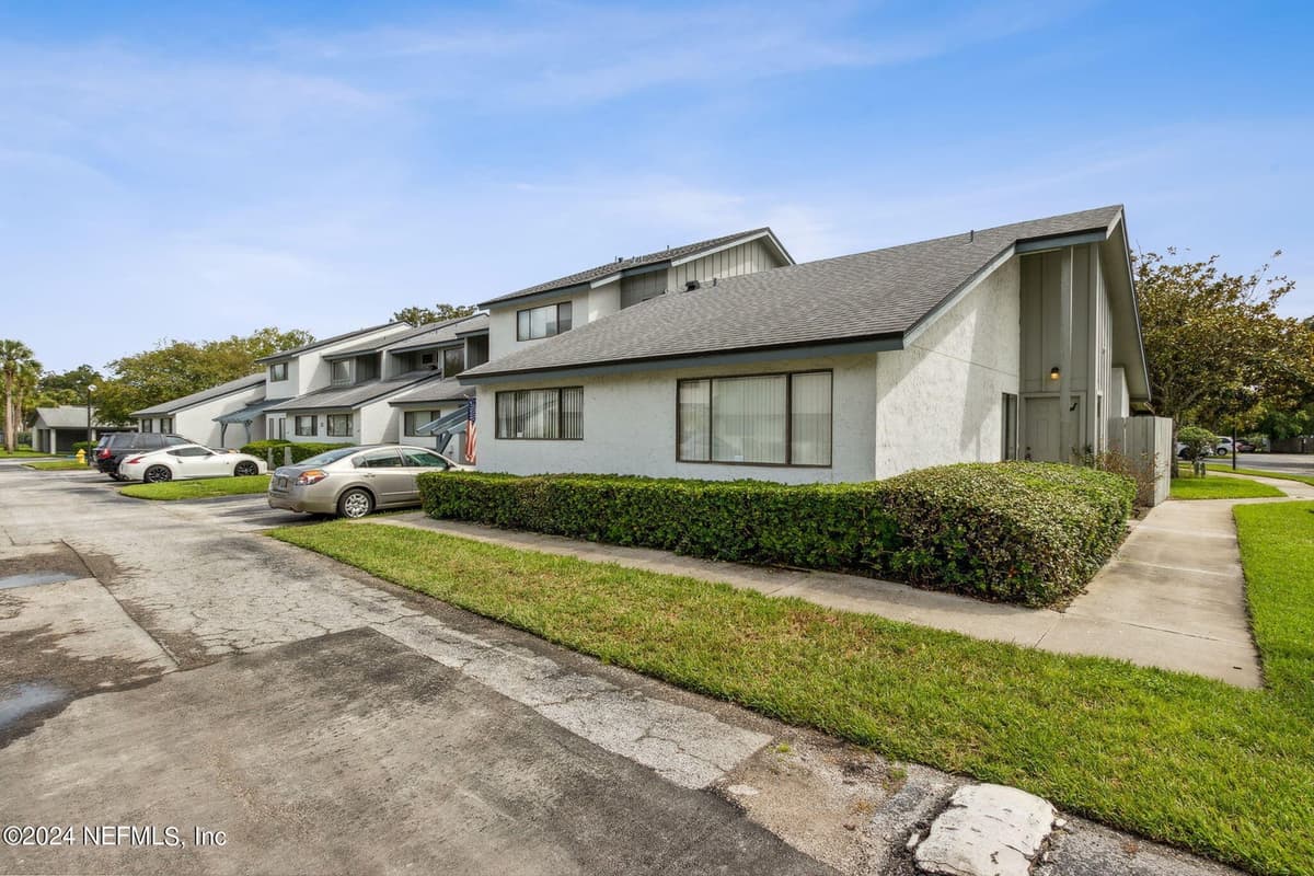 9360 CRAVEN Road 1307, Jacksonville, FL 32257 3