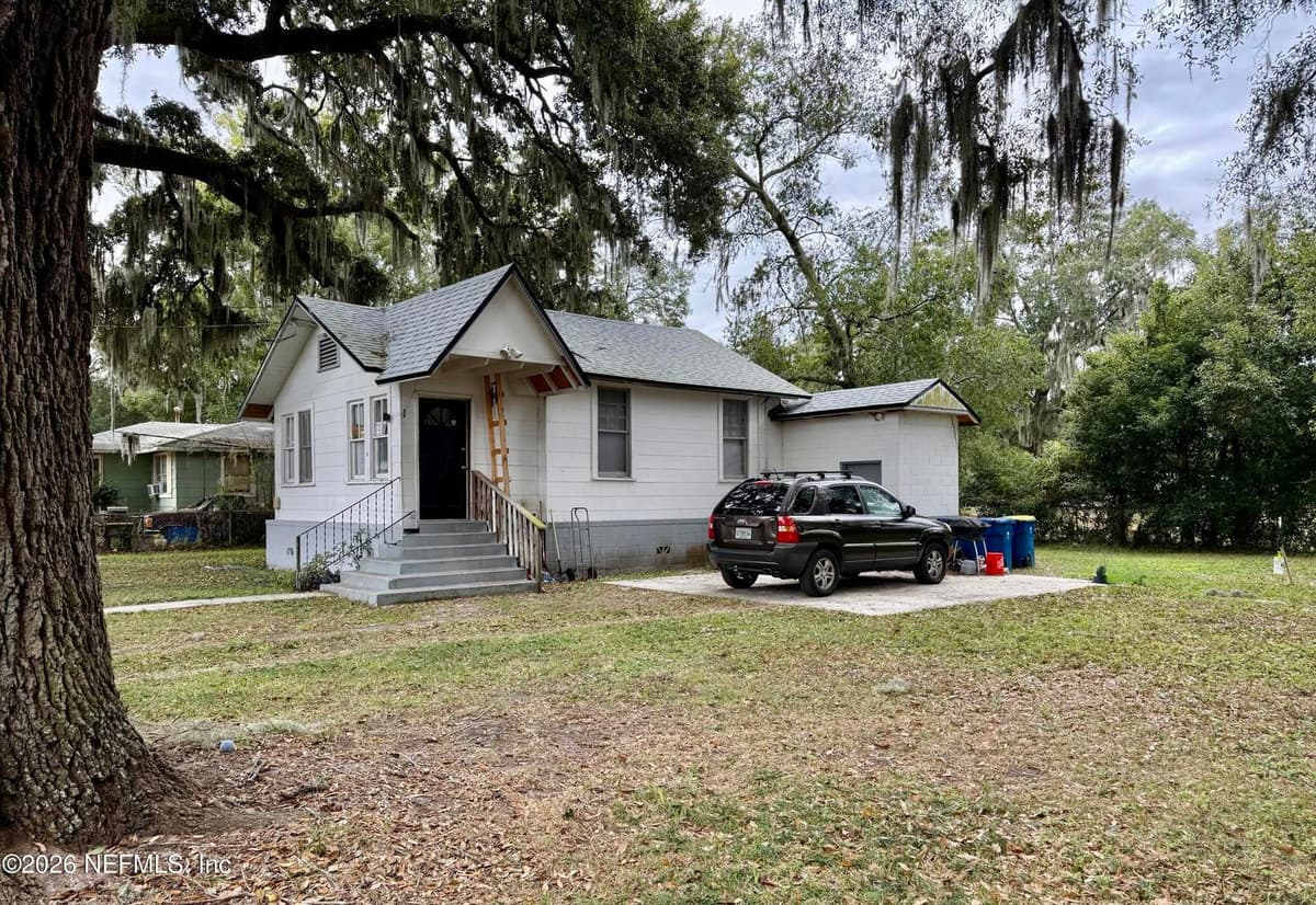 8726 6TH Avenue, Jacksonville, FL 32208 3