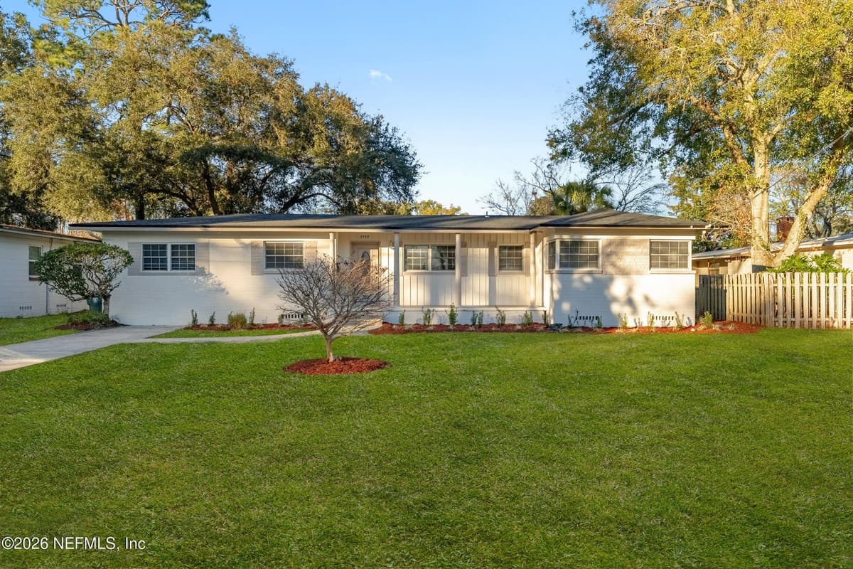 3759 VIA DE LA REINA, Jacksonville, FL 32217 3