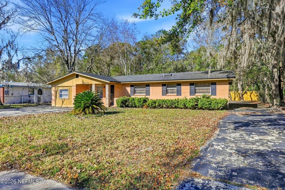 5319 ARROWSMITH Road, Jacksonville, FL 32208 2