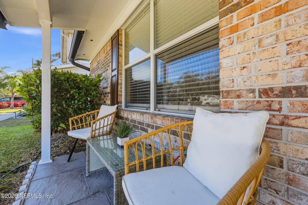 1052 PENMAN Road, Jacksonville Beach, FL 32250 2