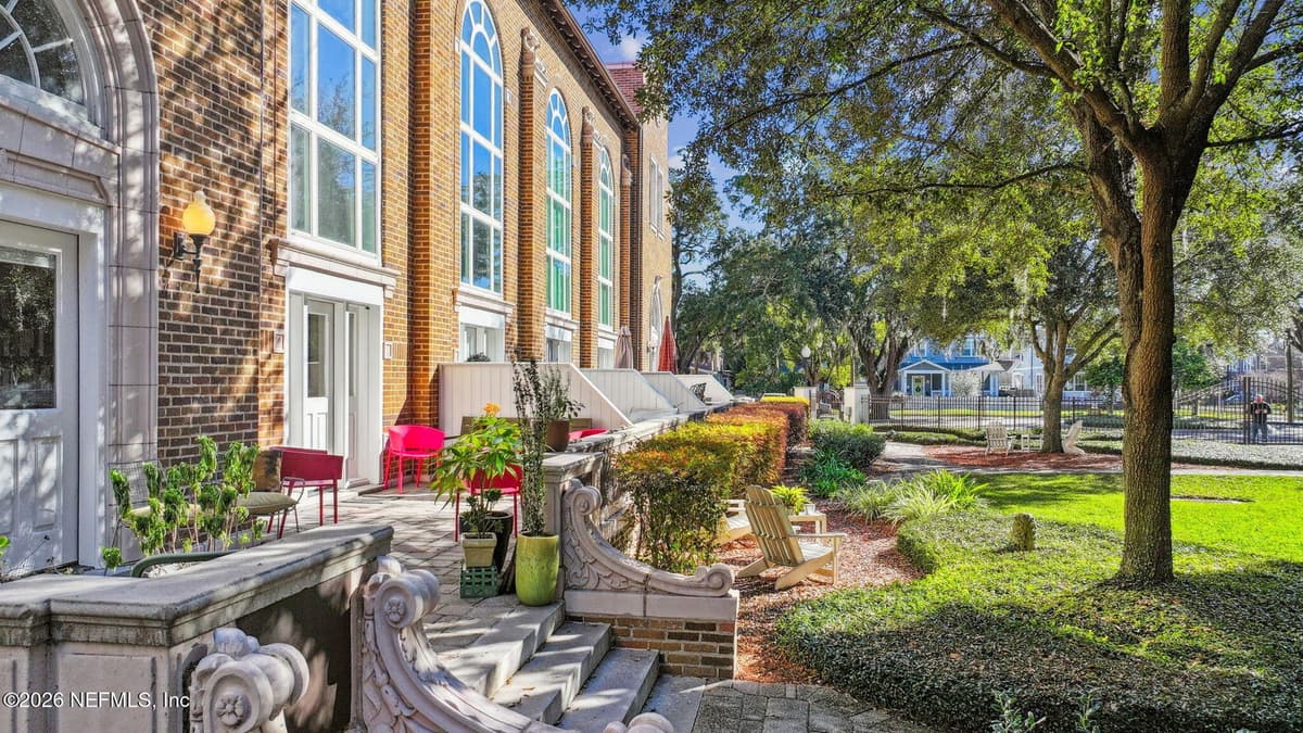 2525 COLLEGE Street 1115, Jacksonville, FL 32204 3