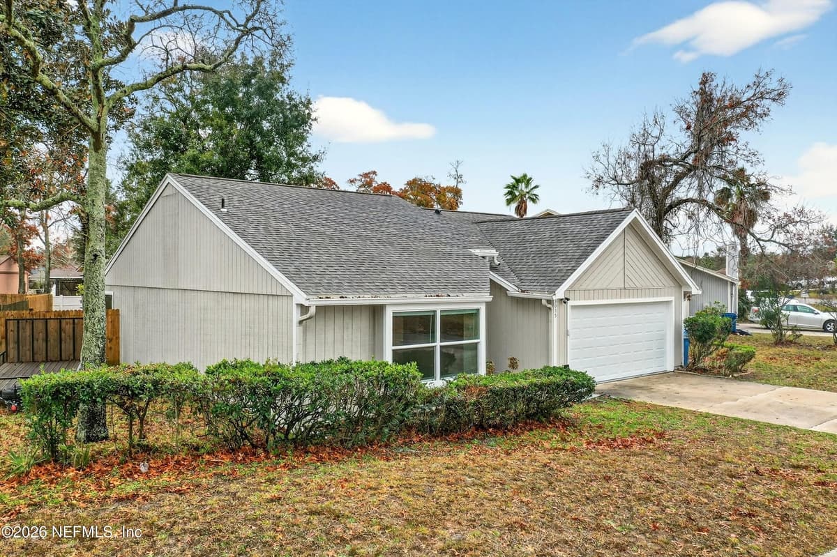 3035 HAMPSTEAD Drive, Jacksonville, FL 32225 2
