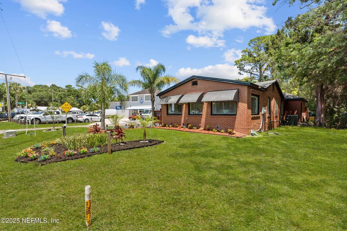 1887 MAYPORT Road, Atlantic Beach, FL 32233 3
