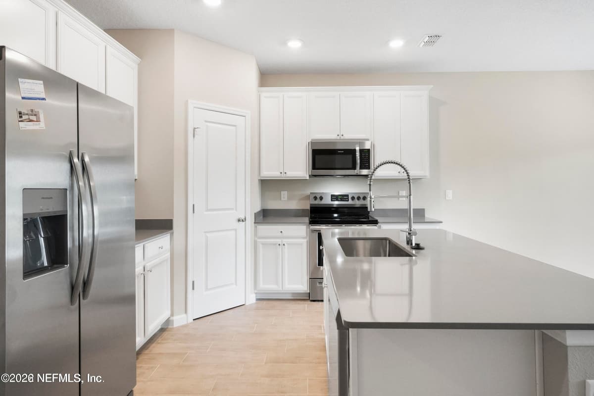 12904 JOSSLYN Lane, Jacksonville, FL 32246 2
