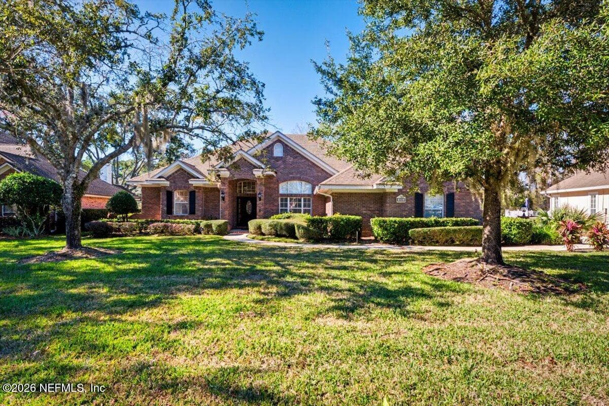 586 THORNWOOD Lane, Orange Park, FL 32073