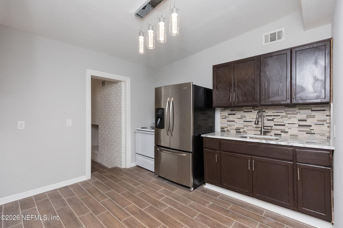 8617 3RD Avenue, Jacksonville, FL 32208 2