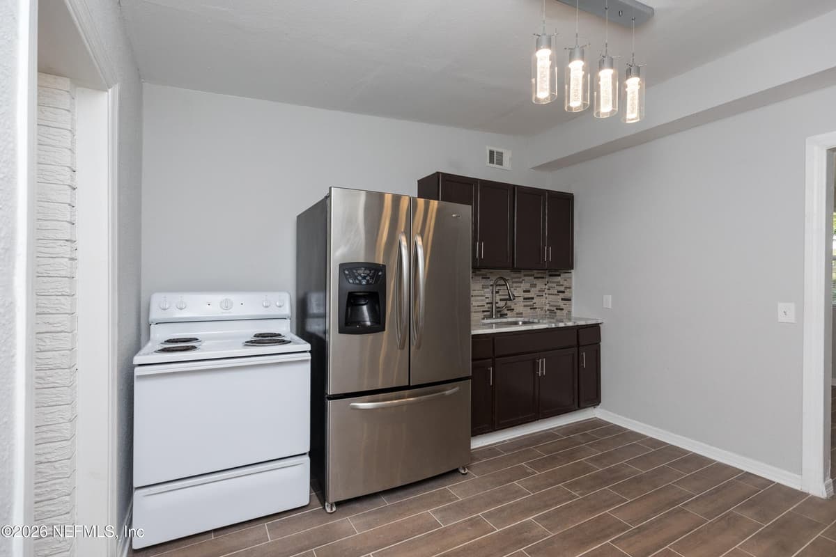 8617 3RD Avenue, Jacksonville, FL 32208 3