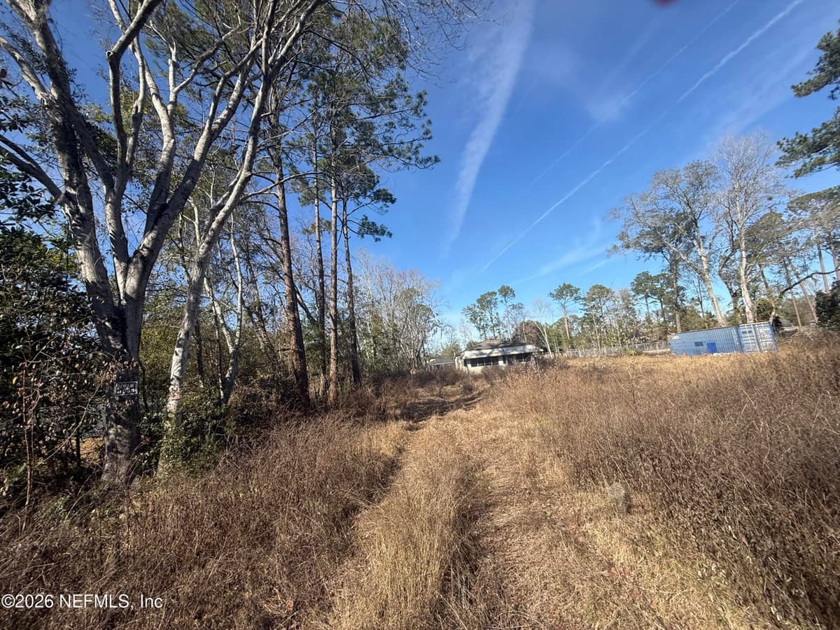8657 W BEAVER Street, Jacksonville, FL 32220 2