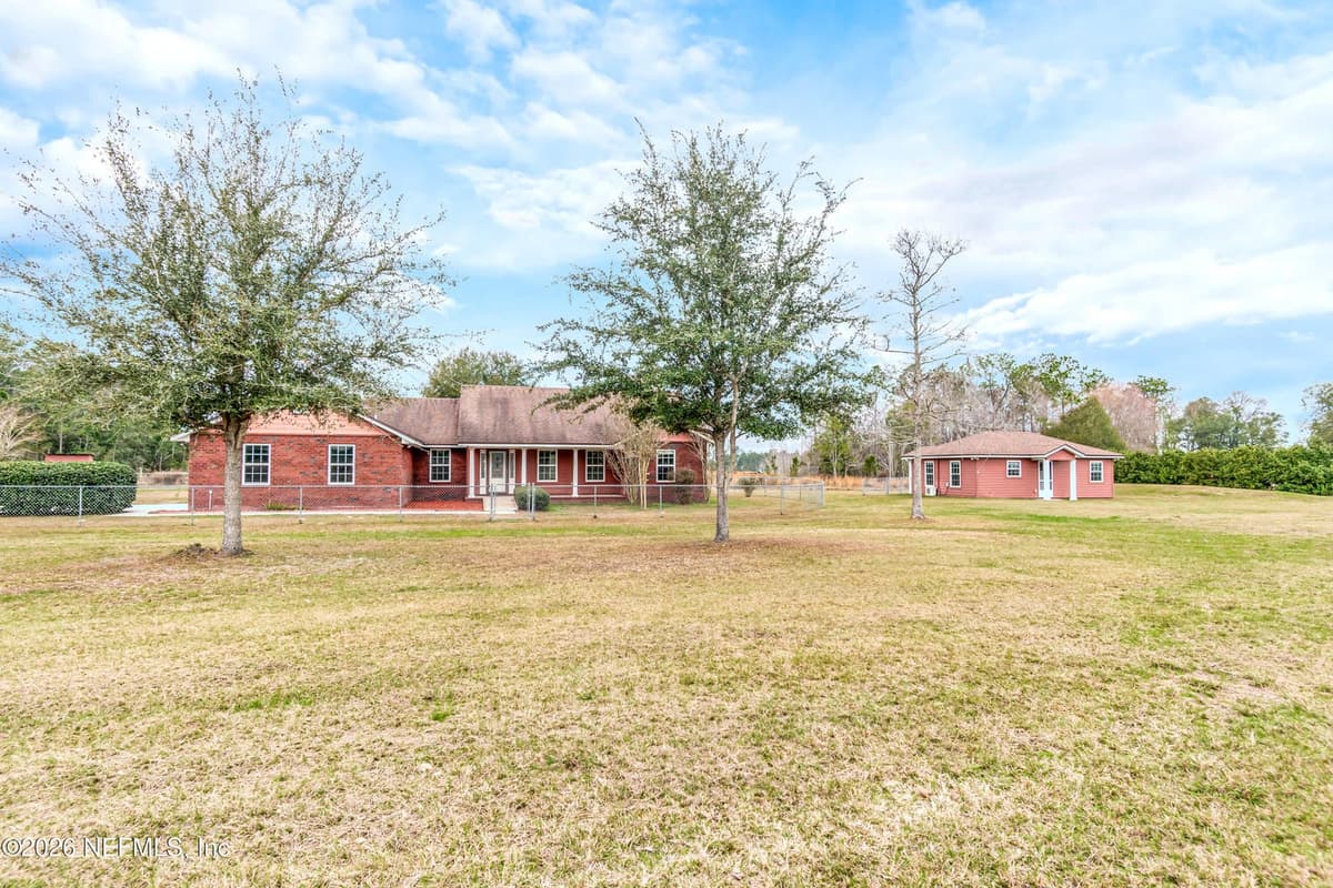 18100 CREWS Road, Glen St. Mary, FL 32040 2