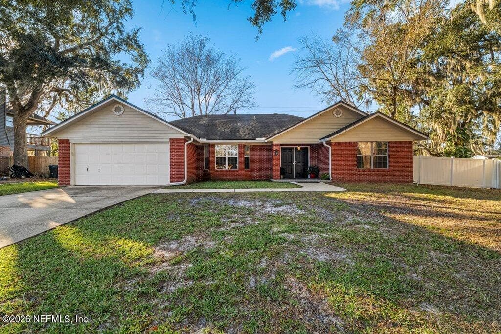 4986 CANARY Court, Fleming Island, FL 32003 2