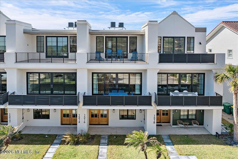 1316 1ST Street N, Jacksonville Beach, FL 32250