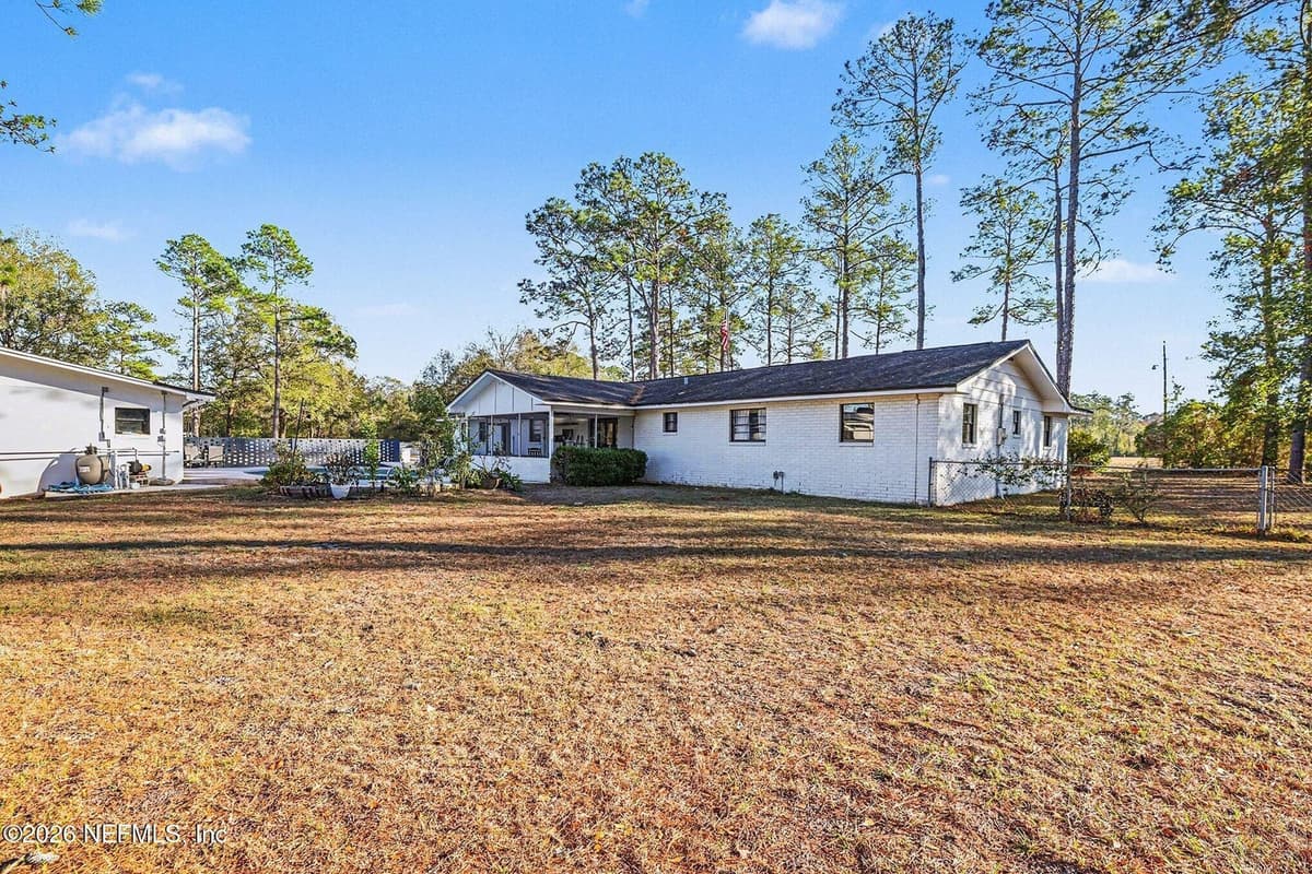 4279 BARBER BROS Circle, Macclenny, FL 32063 3