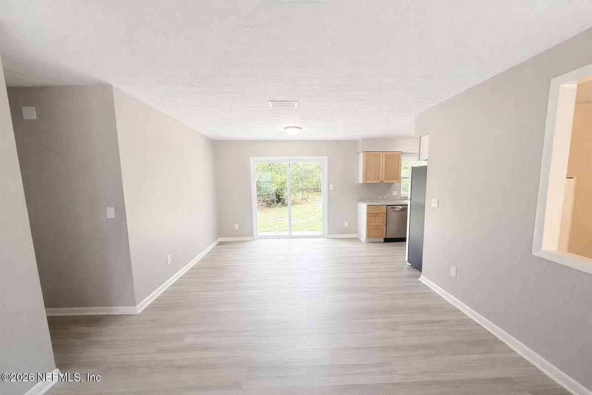 8265 COLVILLE Street, Jacksonville, FL 32220 3