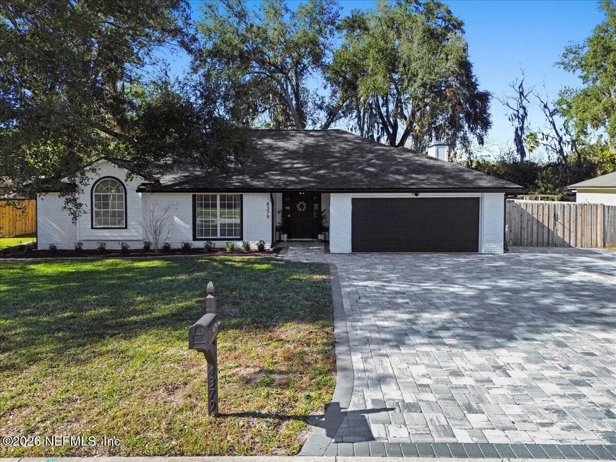 4379 APPLE TREE Place, Jacksonville, FL 32258 2