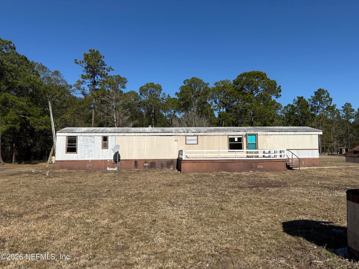 16509 VILLAGE GREEN Drive N, Jacksonville, FL 32234 2