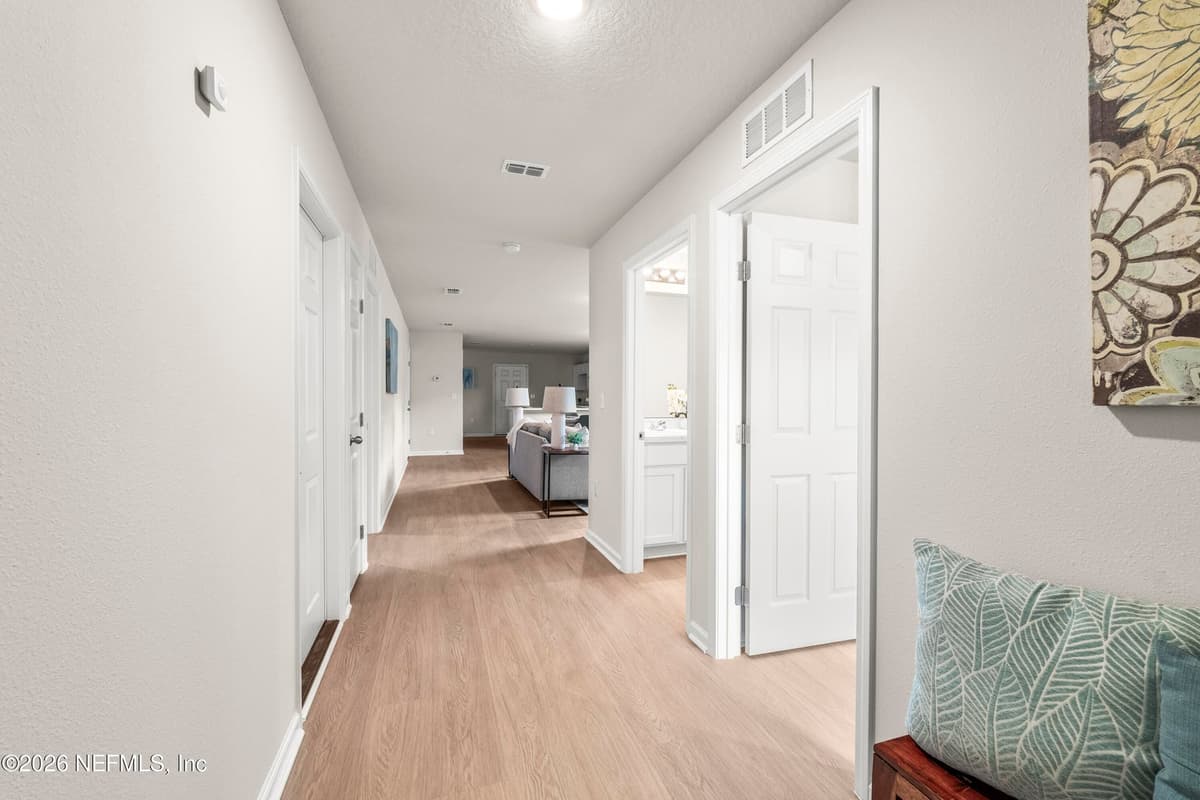 1350 MCCONIHE Street, Jacksonville, FL 32209 2