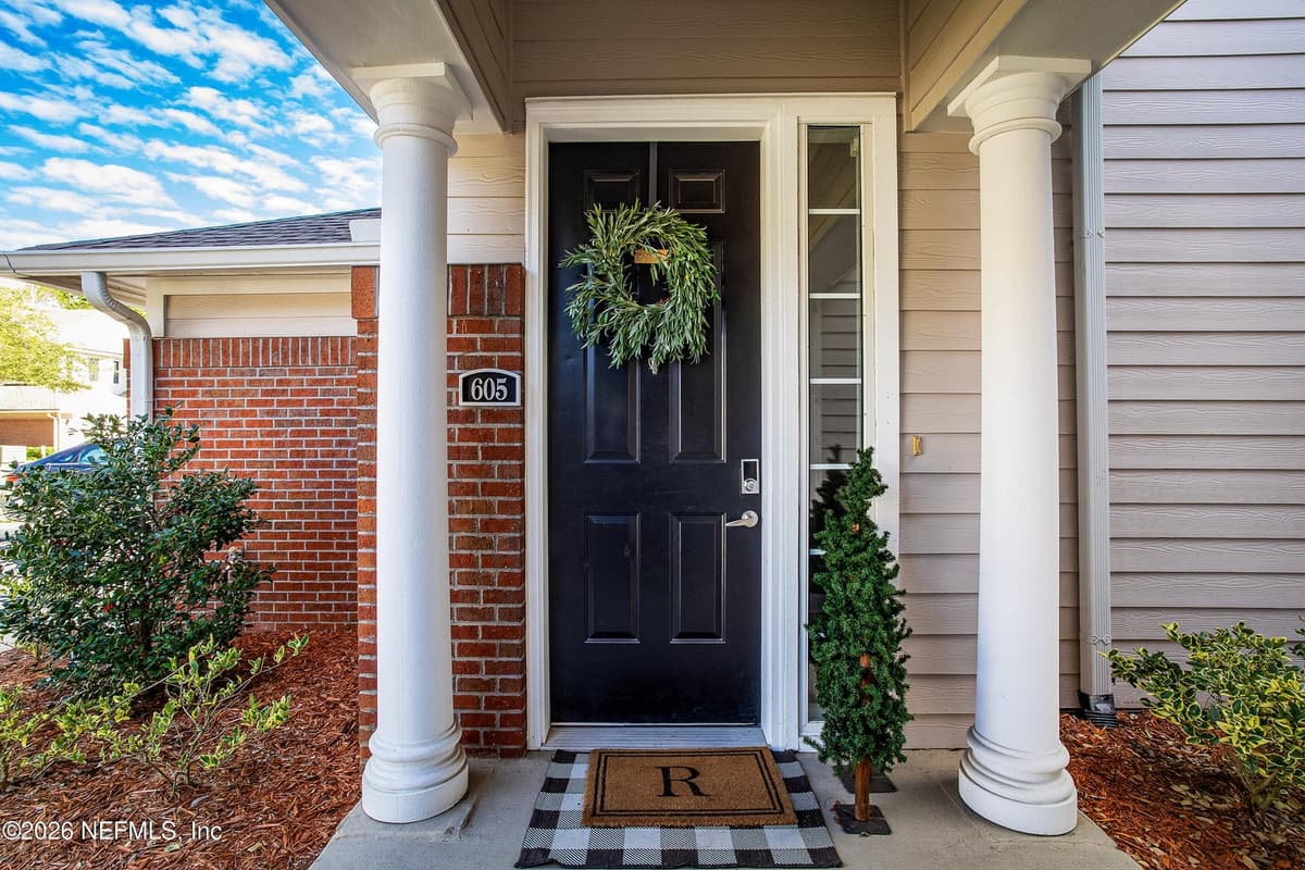 2045 SECRET GARDEN Lane 605, Fleming Island, FL 32003 3