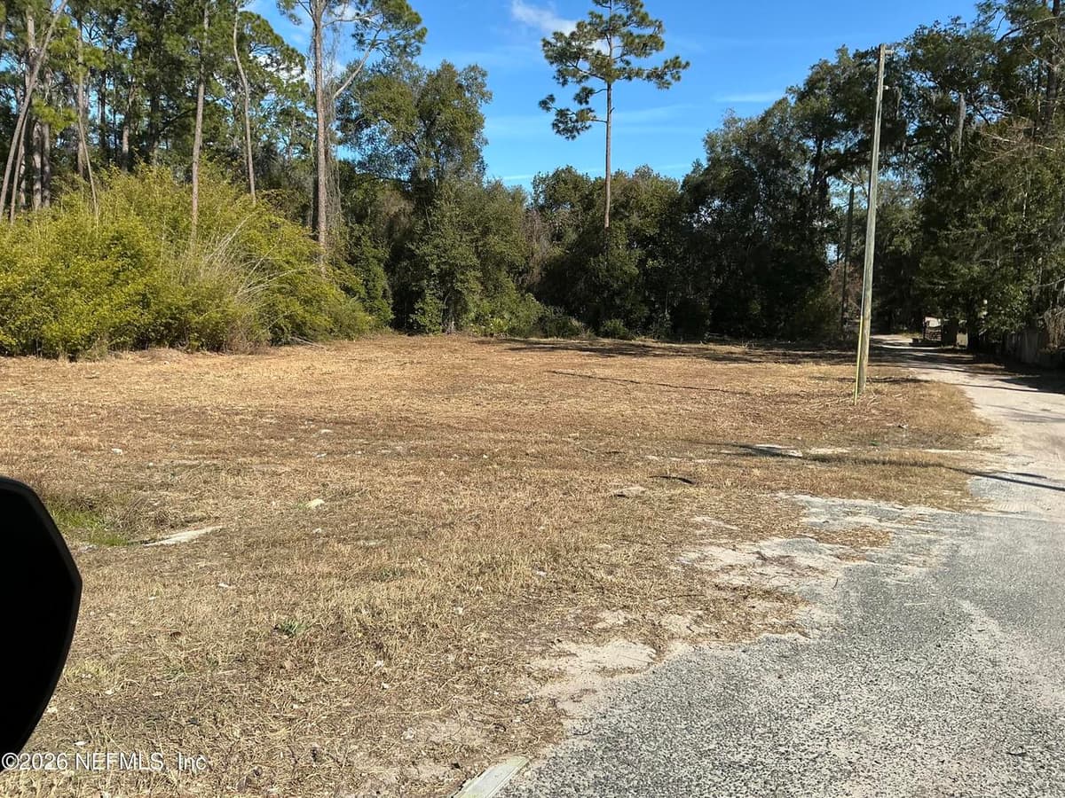476 N HIGHWAY 17 Highway, Palatka, FL 32177 3