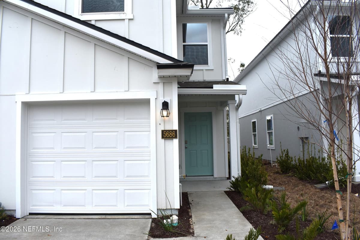 5686 COPPERS EDGE Lane, Jacksonville, FL 32254 2