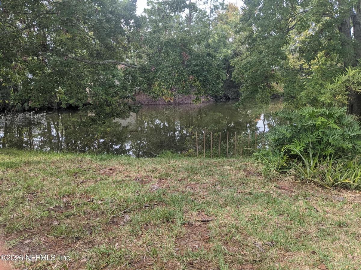 10360 ARROWHEAD Drive, Jacksonville, FL 32257 3