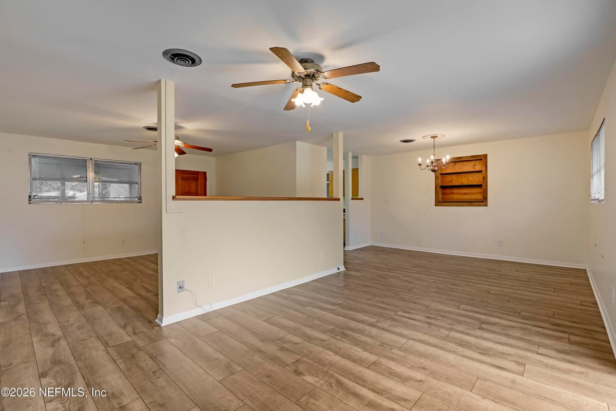 3944 RODBY Drive, Jacksonville, FL 32210 2