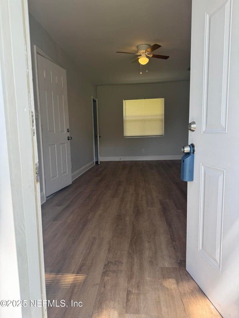 3413 EVE Drive E, Jacksonville, FL 32246 3