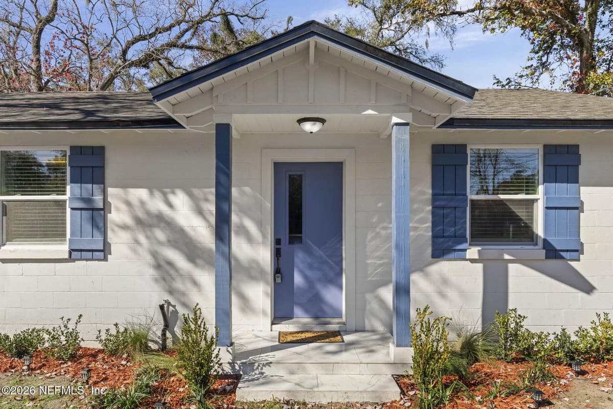 4977 CONNORS Street, Jacksonville, FL 32207 2