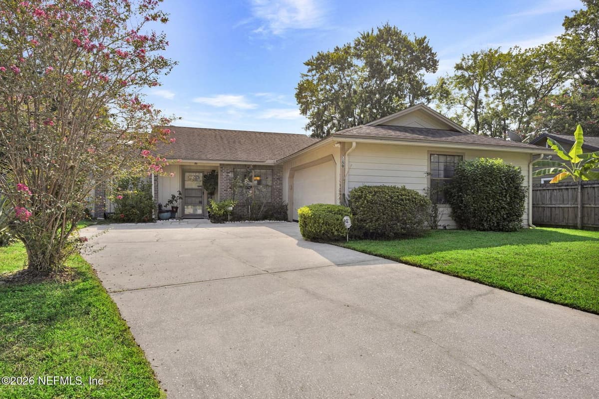 7150 FIRE FLY Drive, Jacksonville, FL 32244 2