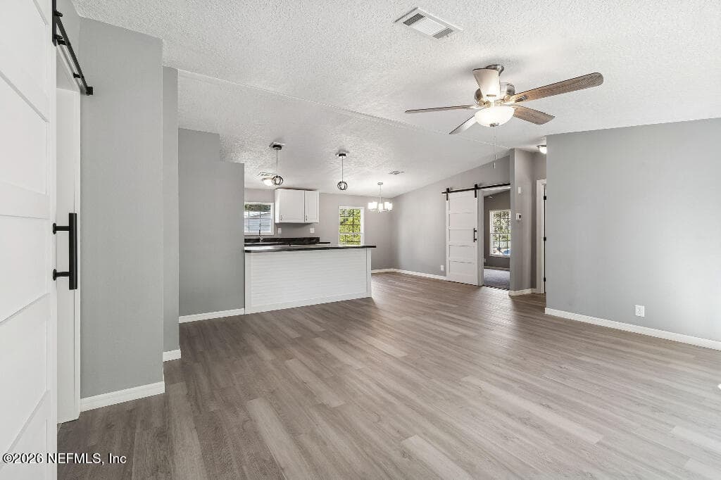 101 RIDGEWOOD Avenue, Interlachen, FL 32148 3