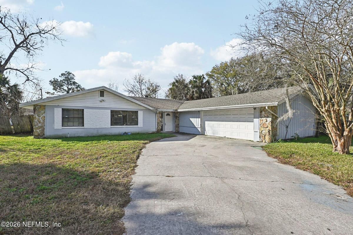 2914 CARLEON Road, Jacksonville, FL 32218 3