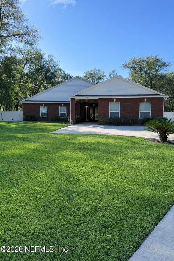 16570 SAND HILL Drive, Jacksonville, FL 32226