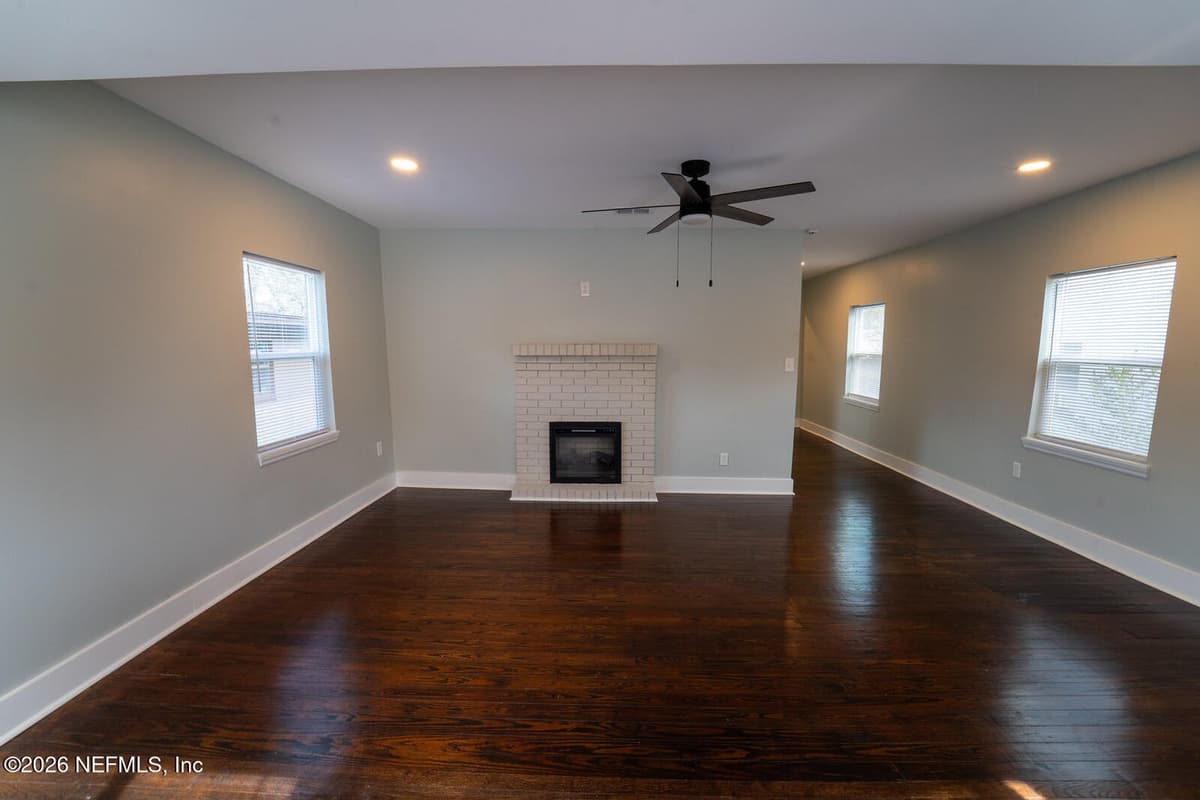 1627 W 22ND Street, Jacksonville, FL 32209 3