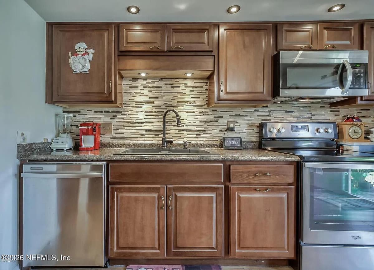 8141 SETTLERS LANDING Trail N, Jacksonville, FL 32244 3