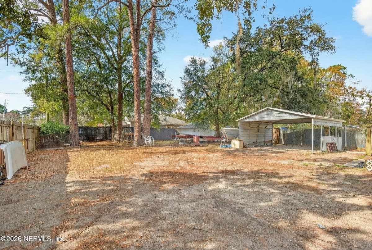 2082 NAVAHO Avenue, Jacksonville, FL 32210 3