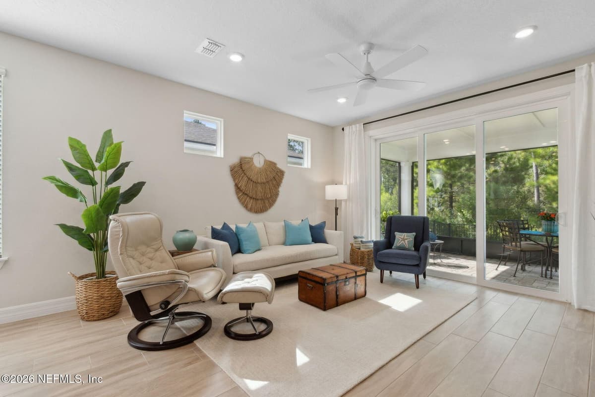688 CONTINUUM Loop, Yulee, FL 32097 3