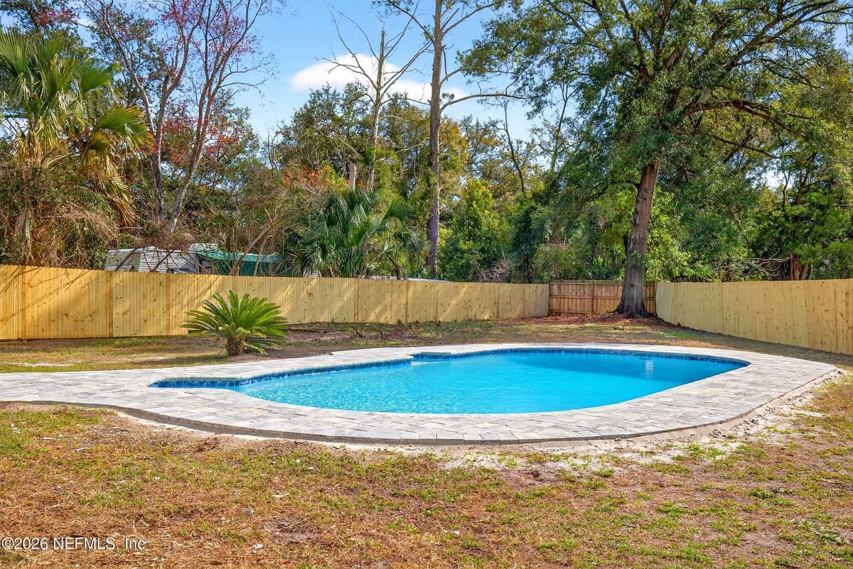 7944 GUERAD Drive N, Jacksonville, FL 32210 2