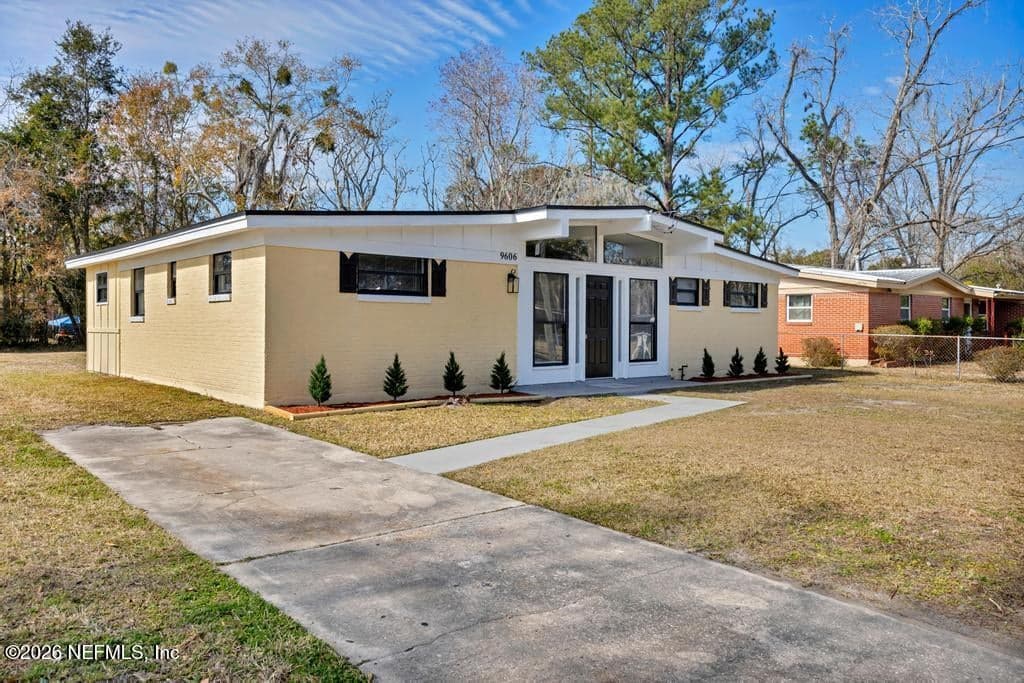 9606 EVESHAM Road, Jacksonville, FL 32208 2