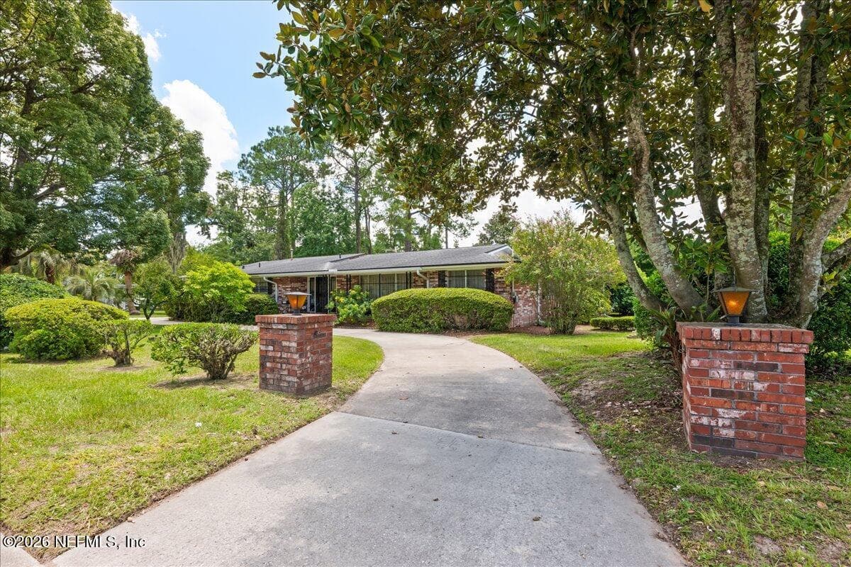 3902 MONCRIEF Road, Jacksonville, FL 32209 2