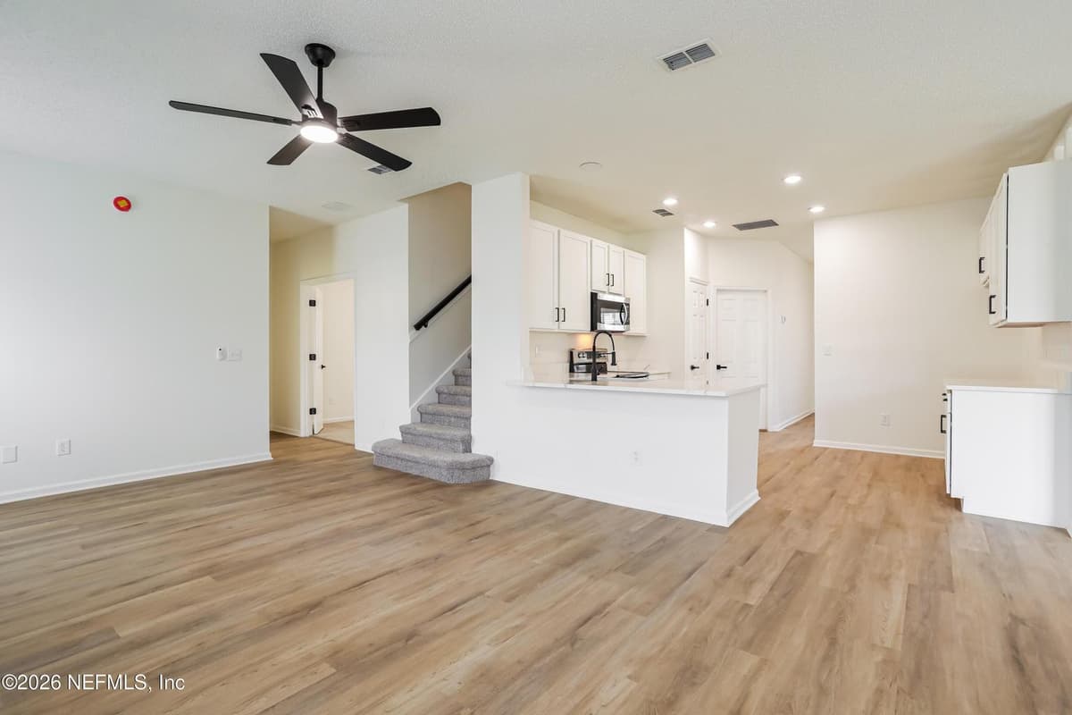 8603 LONGFORD Drive, Jacksonville, FL 32244 2