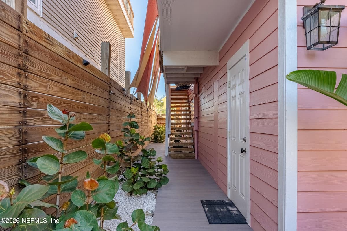 881 CATFISH Avenue, New Smyrna Beach, FL 32169 2